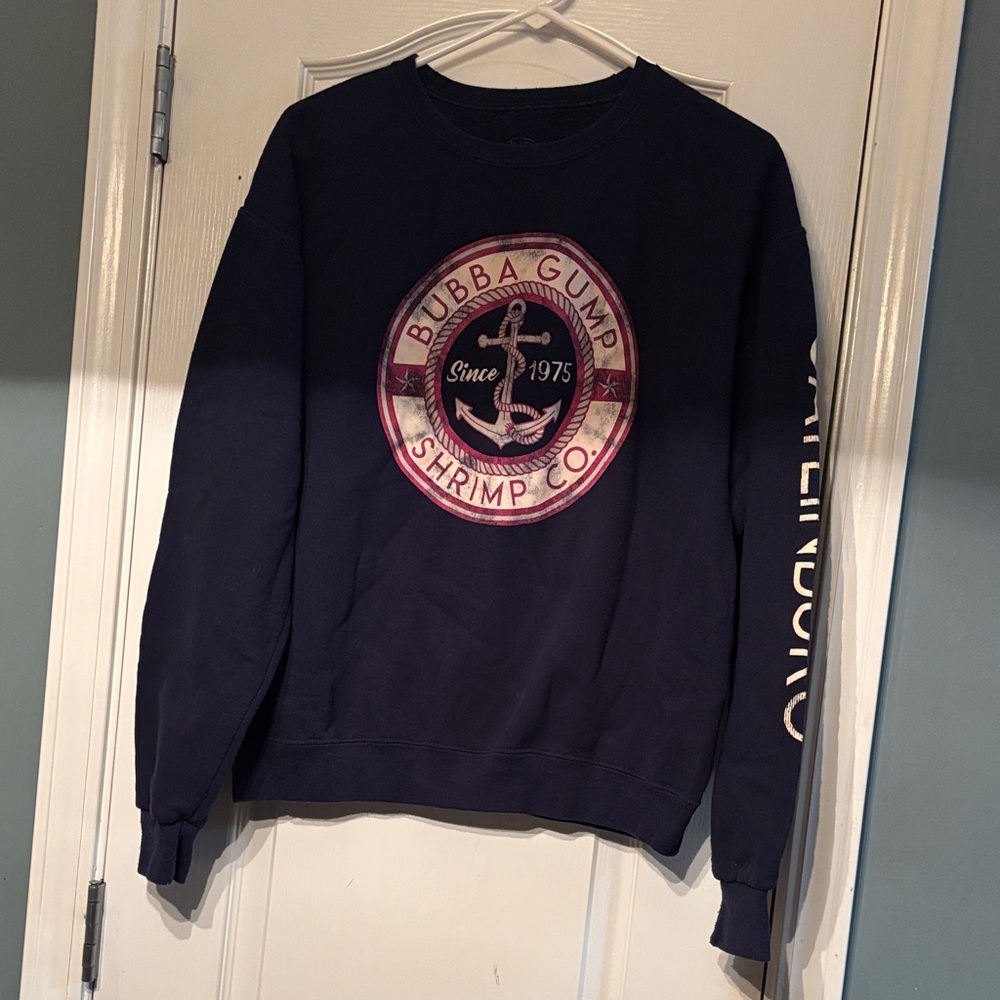 Bubba Gump Navy Sweatshirt Crew Neck Women’s Medium Used
